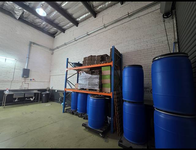 99M² WAREHOUSE FOR SALE IN CITY DEEP